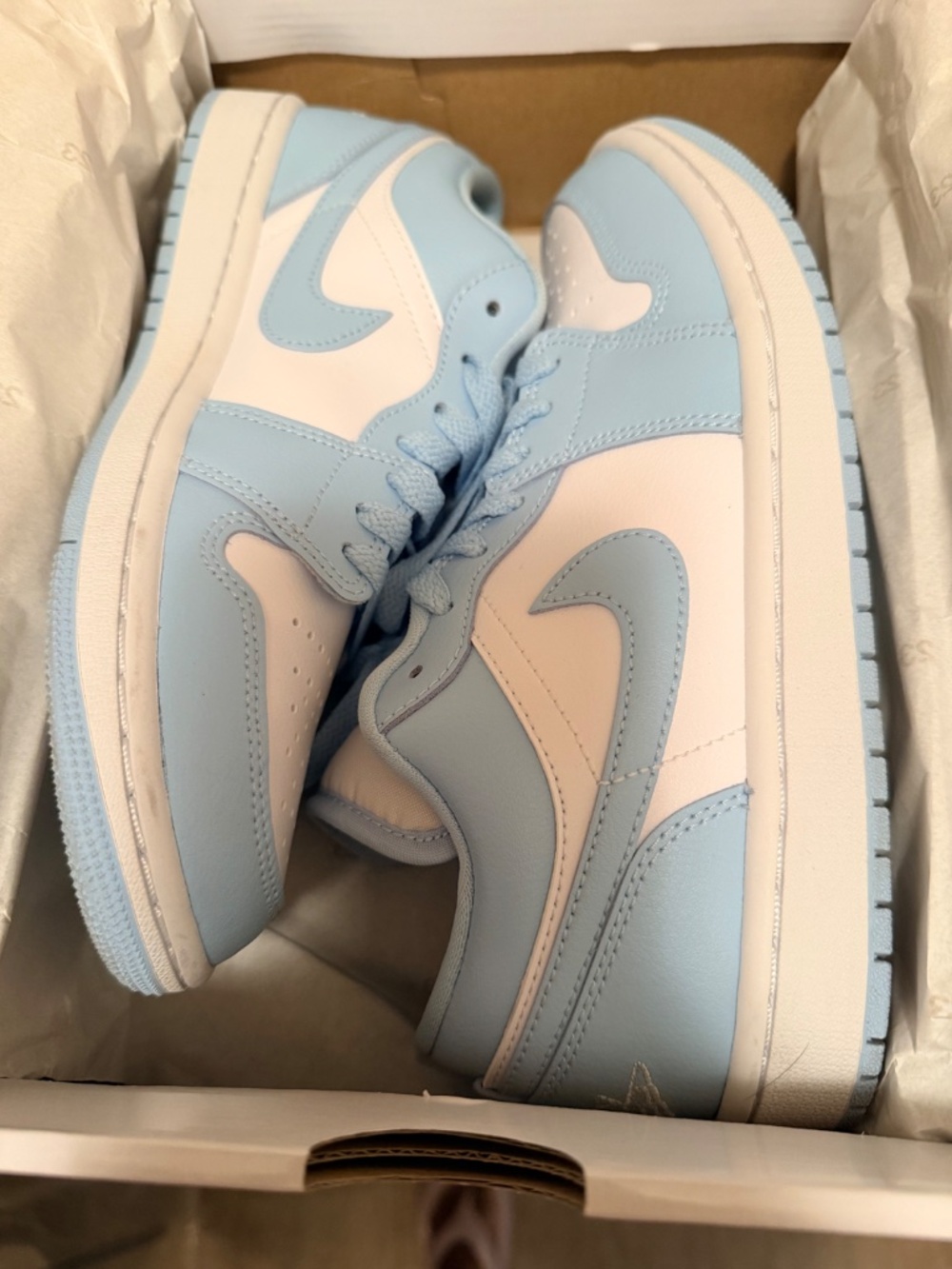 Women's Air Jordan 1 Low "Ice Blue" - Picture 3 of 5